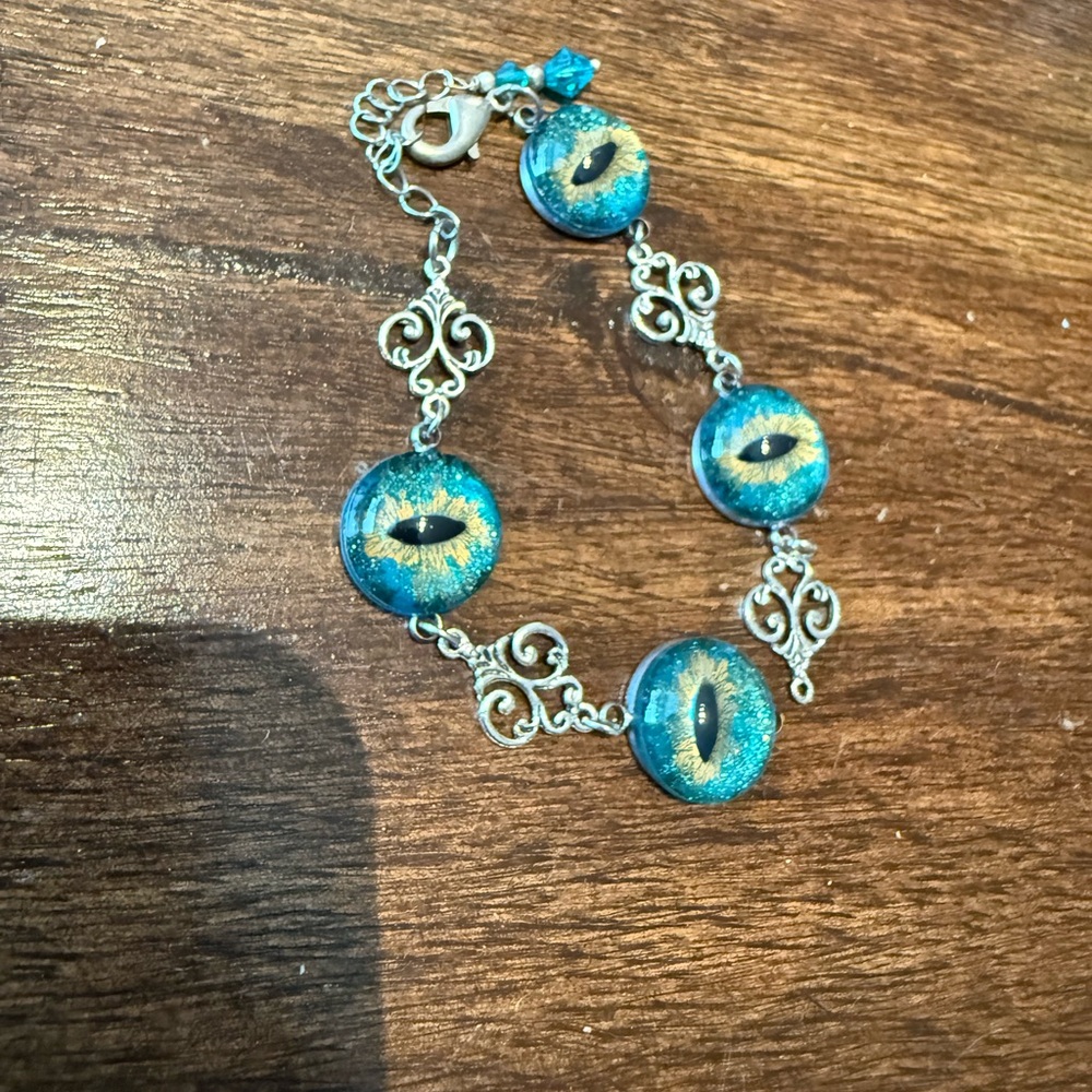 Silver Evil Eye Design Bracelet